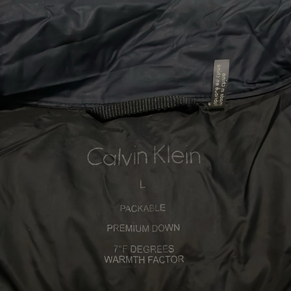 Calvin Klein men’s puffer jacket, size large - Picture 9 of 11